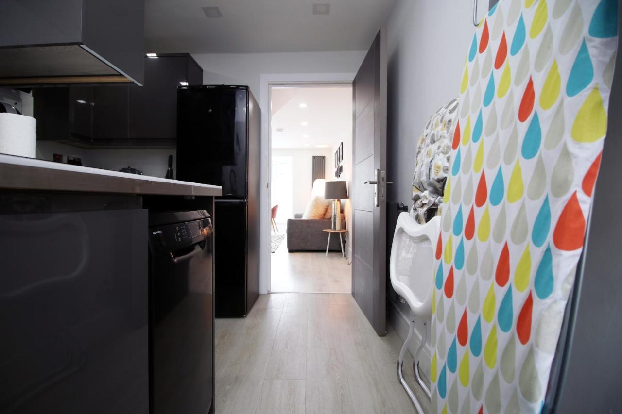 New 2 Bed Comfort - Functional - Secure - Private Кардифф Экстерьер фото
