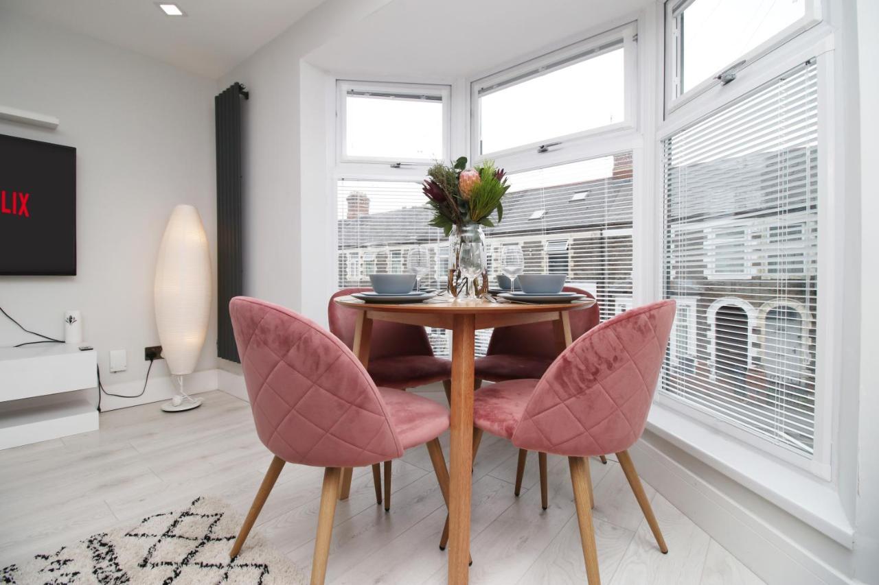 New 2 Bed Comfort - Functional - Secure - Private Кардифф Экстерьер фото
